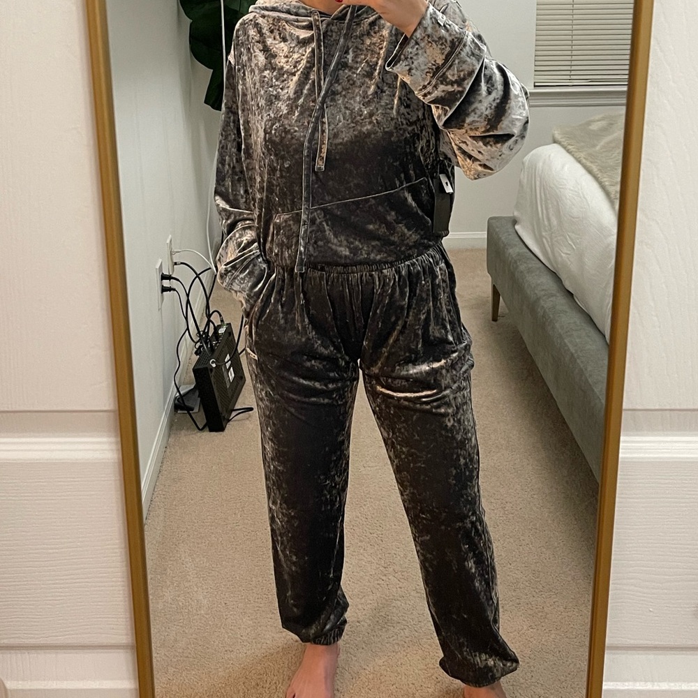 BLOUSE velvet set